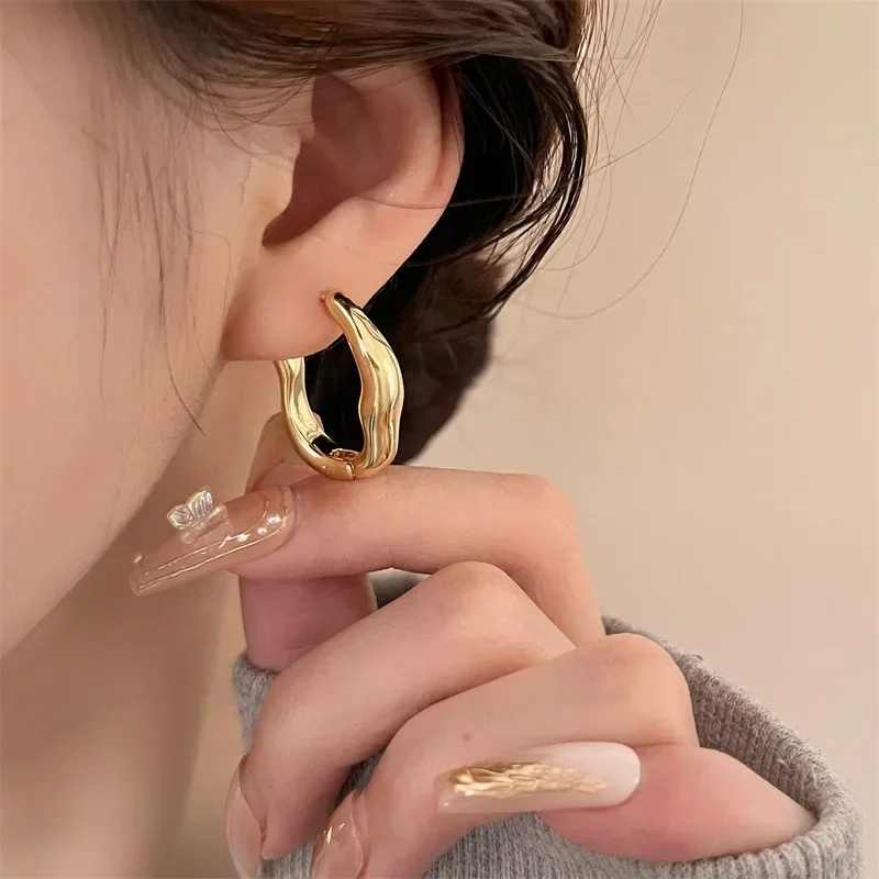 Finesse Earrings